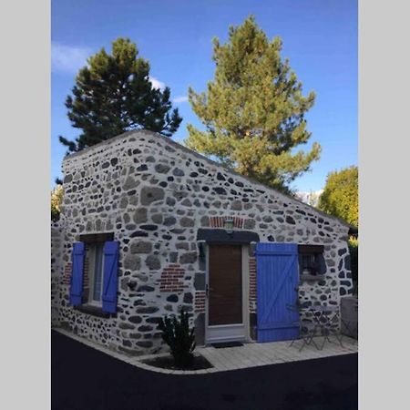 Maisonnette En Pierre Independante De 20 M2 Saint-Cirgues-sur-Couze Exteriér fotografie