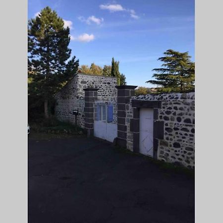 Maisonnette En Pierre Independante De 20 M2 Saint-Cirgues-sur-Couze Exteriér fotografie